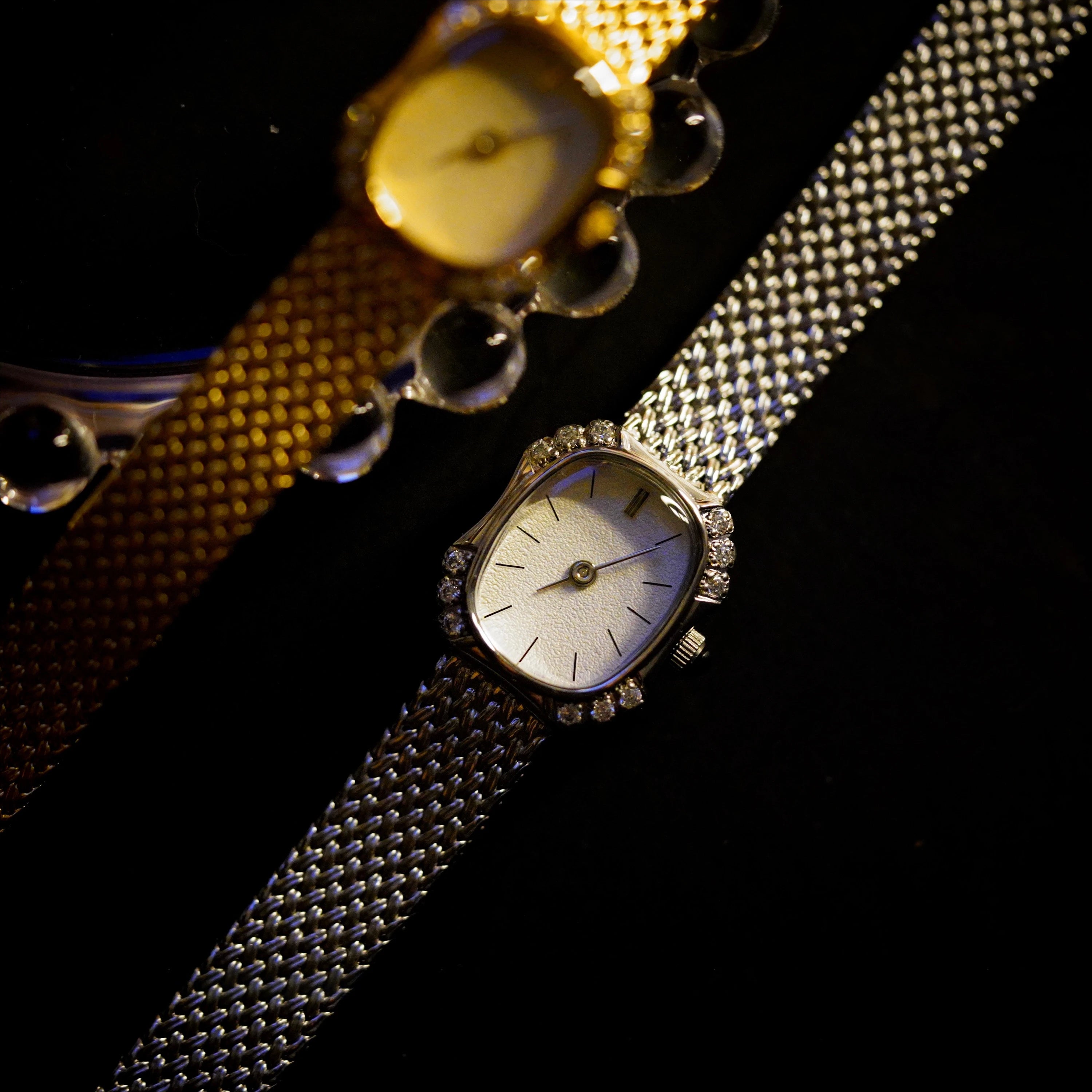 The Noire Luxe Watch