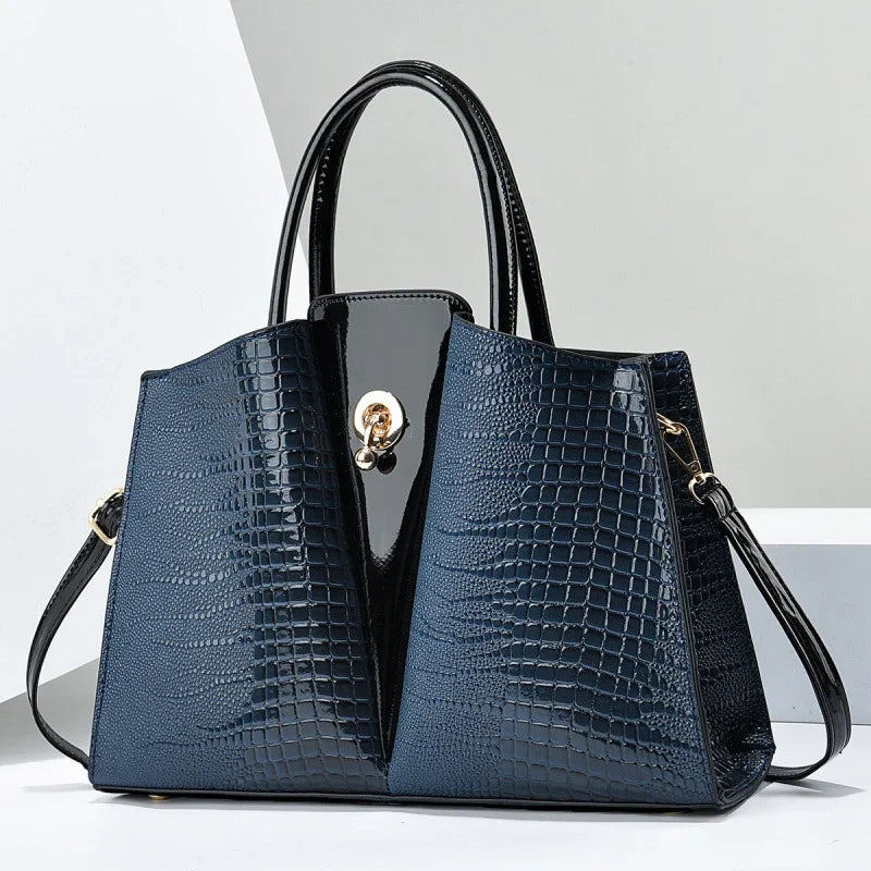 Dakota Handbag