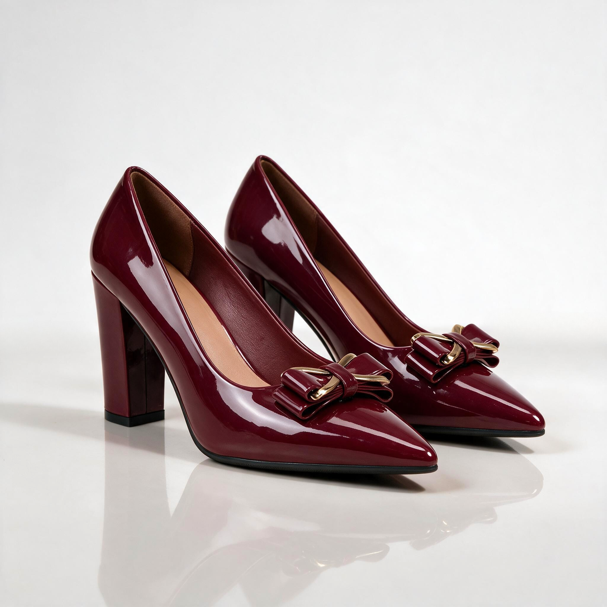 Sweetheart Gold-Bar Bow Heels